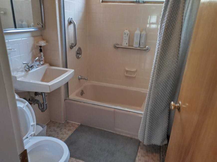 93 Bartlett Ave - Photo 7 of 10