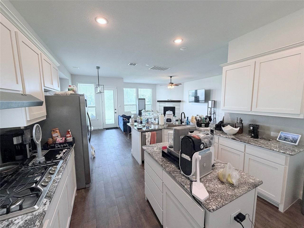 516 William Ct - Photo 5 of 37
