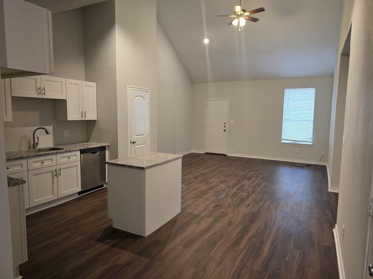 8083 County Road 436 - Photo 4 of 11