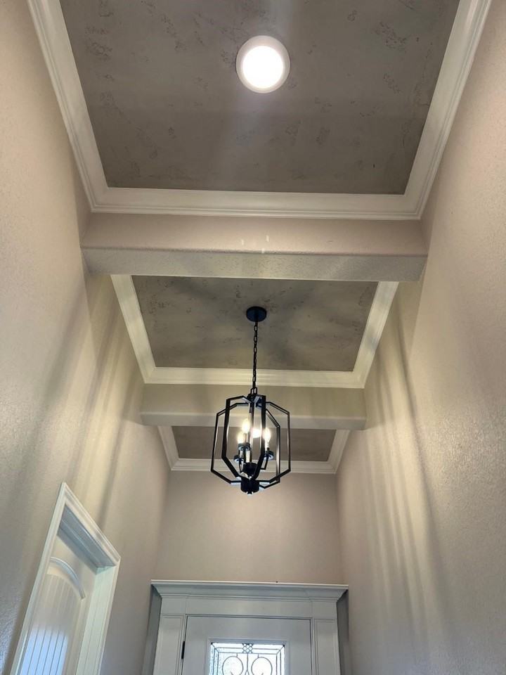 173 Crenshaw Ct - Photo 3 of 24