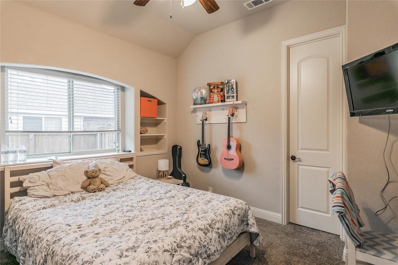 3204 Pampa - Photo 6 of 9