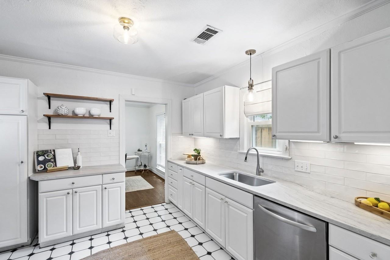 5523 Ellsworth Ave - Photo 7 of 19