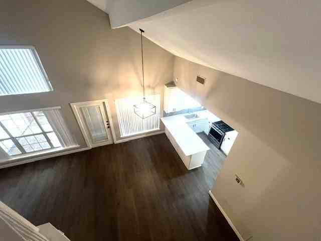4103 Spring Meadow Ln - Photo 5 of 23
