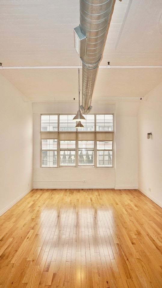 689 Myrtle Ave #4F - Photo 2 of 9