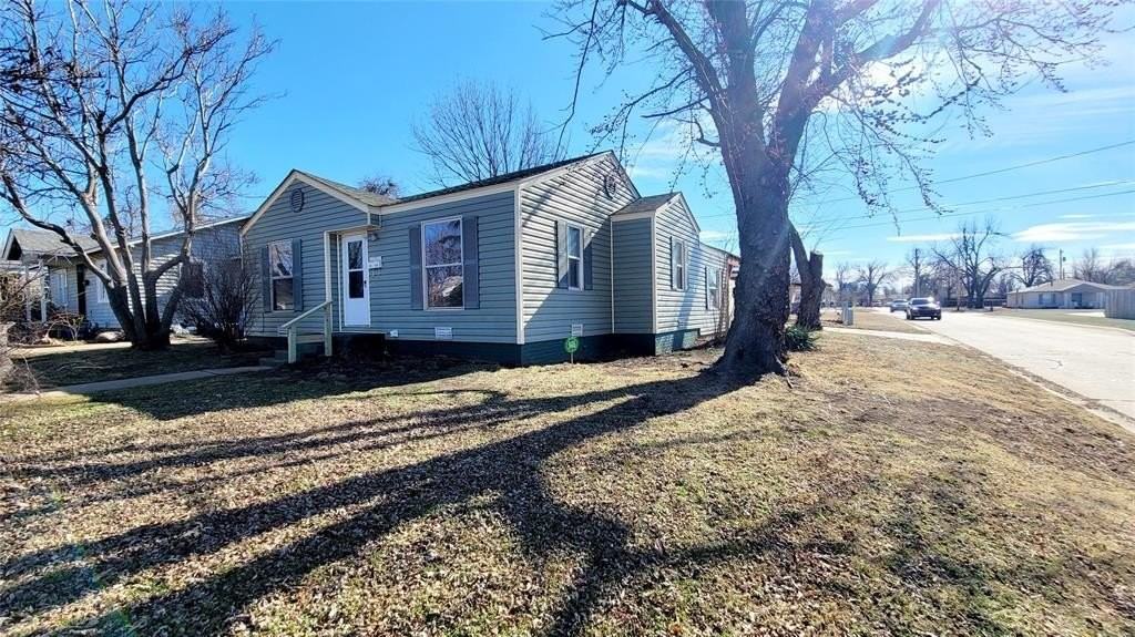 300 E Kittyhawk Dr - Photo 2 of 23