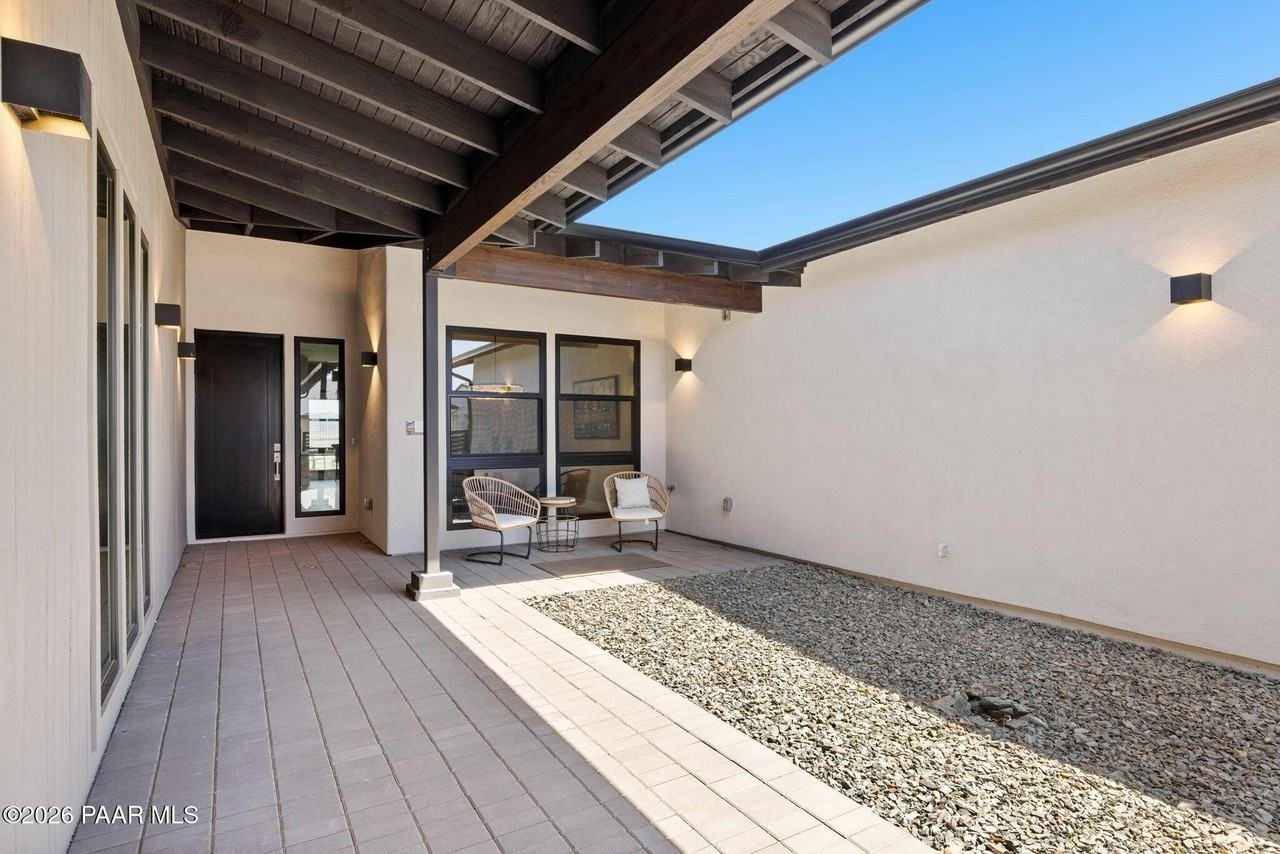 5505 E Edgar Way - Photo 4 of 36