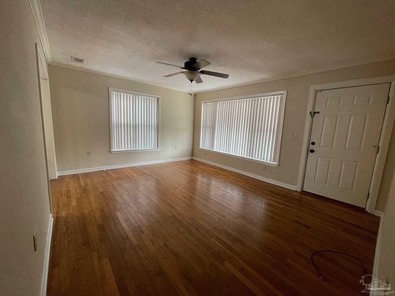 4325 Rice Rd - Photo 7 of 10