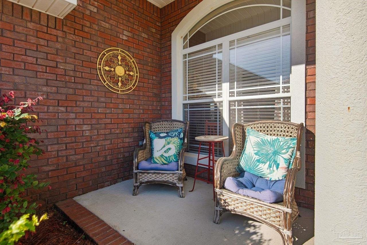6165 Winchester Cir - Photo 2 of 33