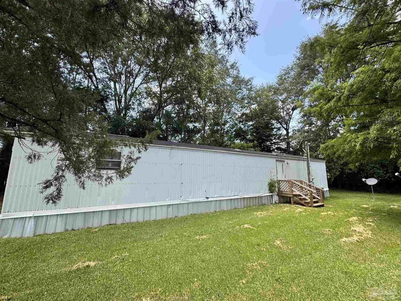 3992 Mccutchin Dr - Photo 2 of 13
