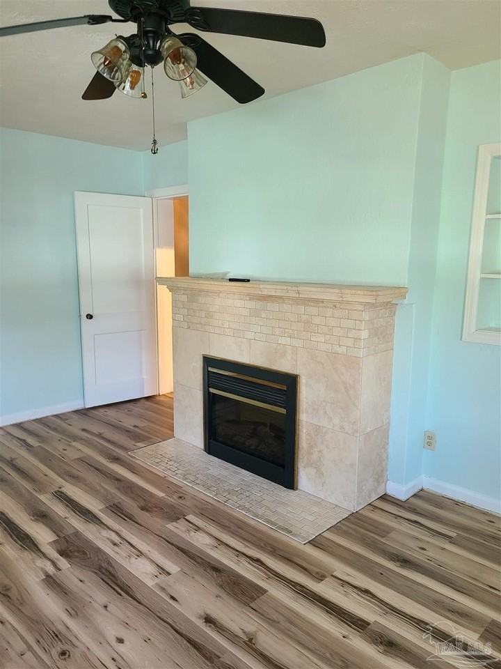 519 S 2nd St - Photo 4 of 23