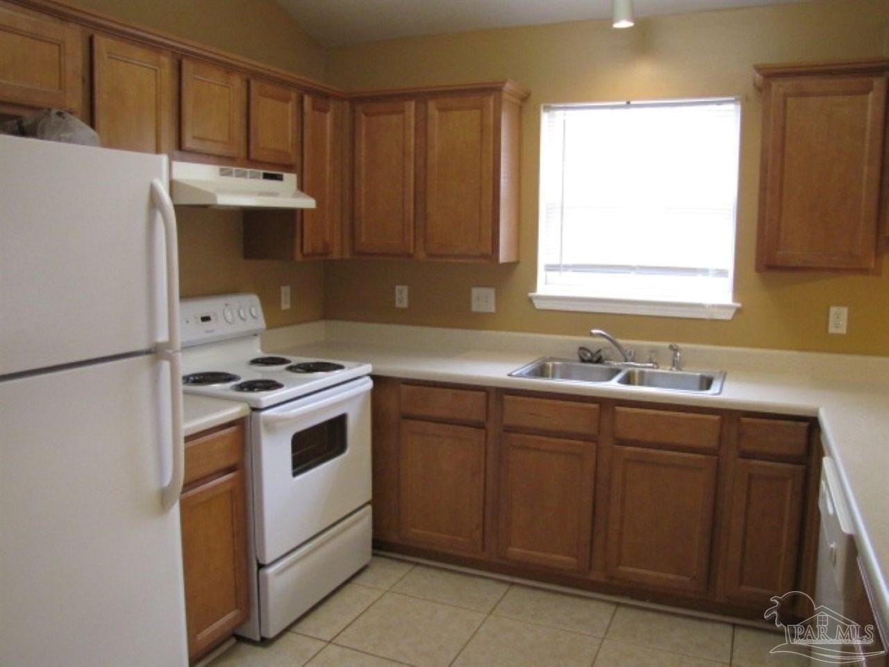 5927 Bilek Dr - Photo 4 of 10