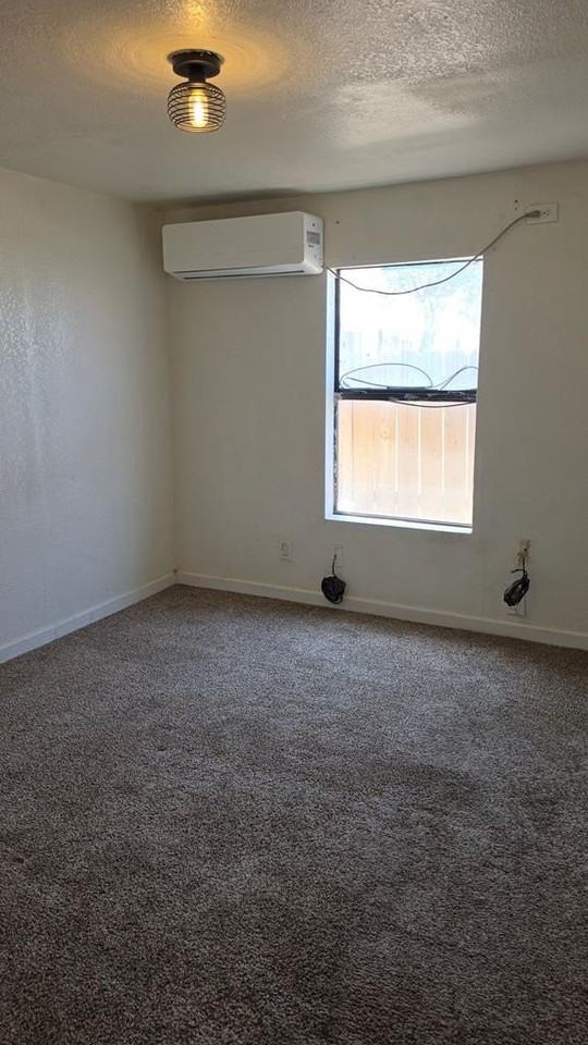681 Drury Ln - Photo 7 of 10