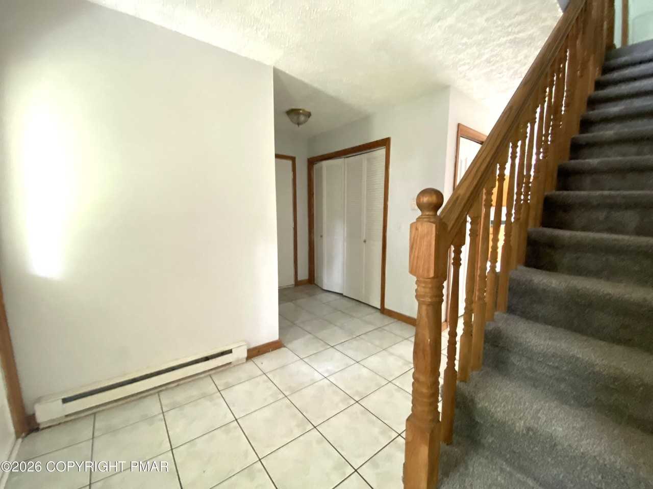 1087 Salamanca Dr - Photo 3 of 30