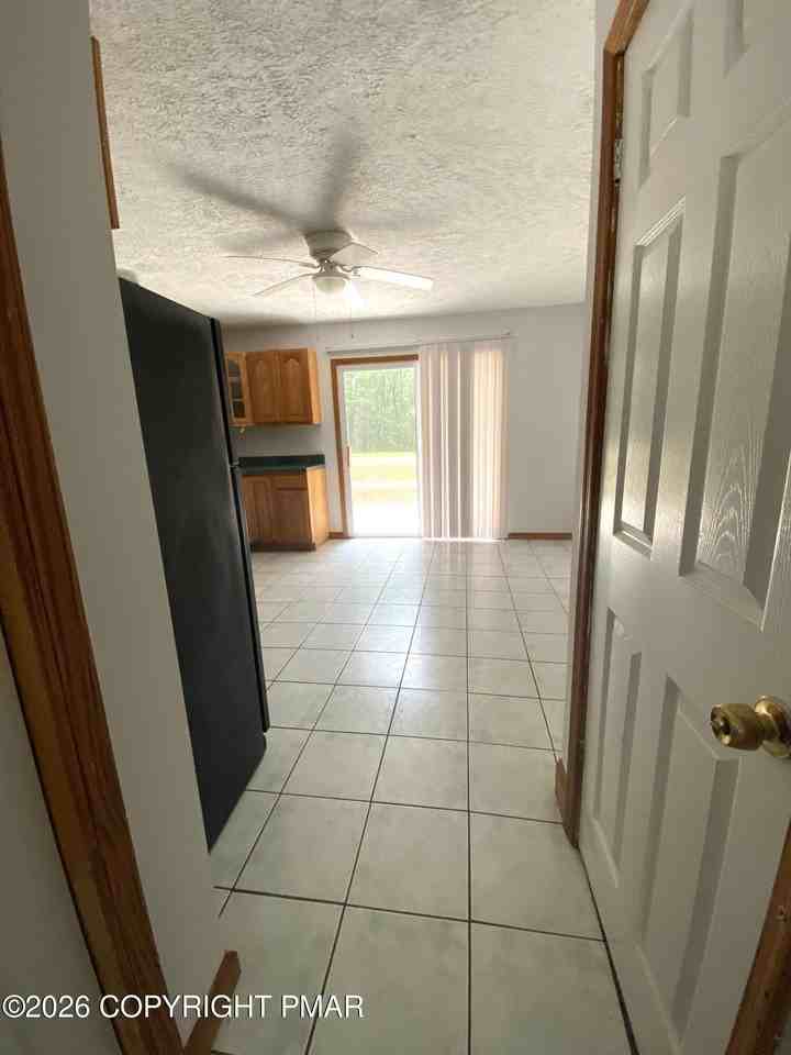 1087 Salamanca Dr - Photo 4 of 30