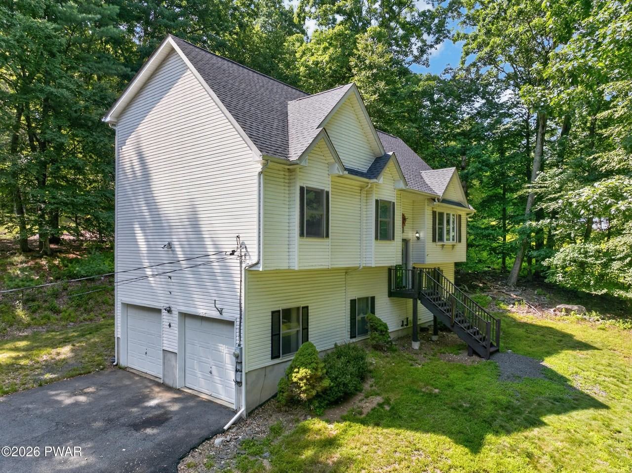 115 Blackberry Dr - Photo 3 of 50