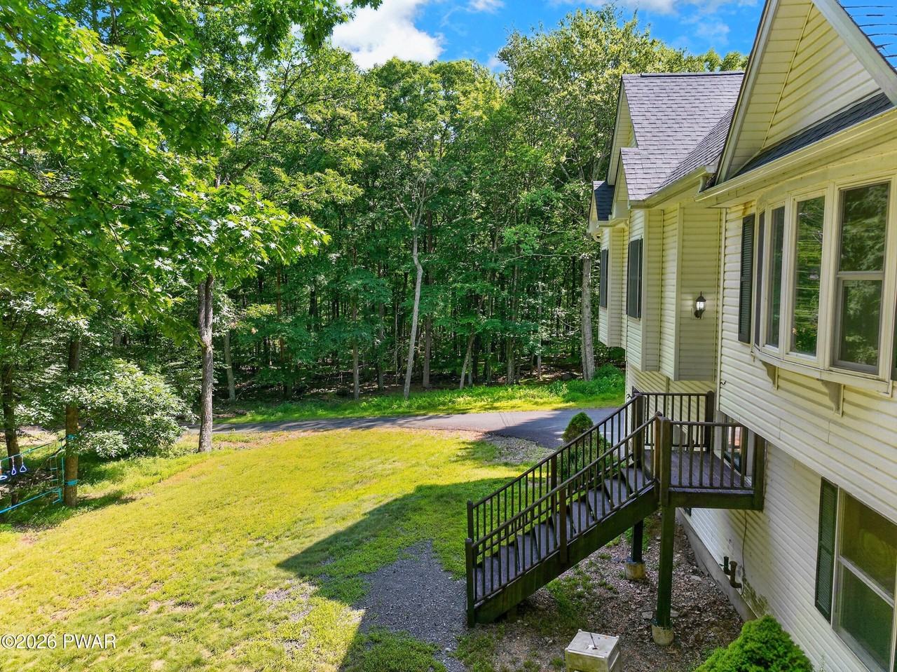 115 Blackberry Dr - Photo 5 of 50