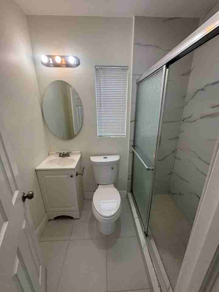 121 Sw 5th Ct #2 - Photo 7 of 8