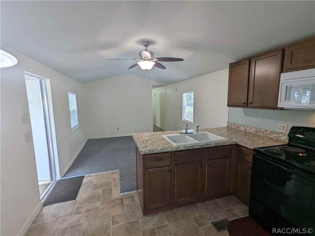 7090 N Palmer Way - Photo 7 of 17