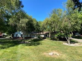 featured image of 144 W Maryknoll Rd