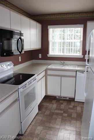 16632 Glenmoor Blvd - Photo 4 of 14