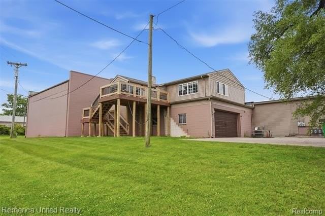 6109 Grand River Rd