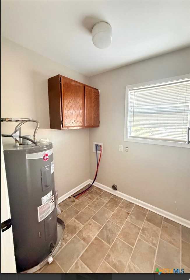 604 Sherwood Dr - Photo 5 of 5