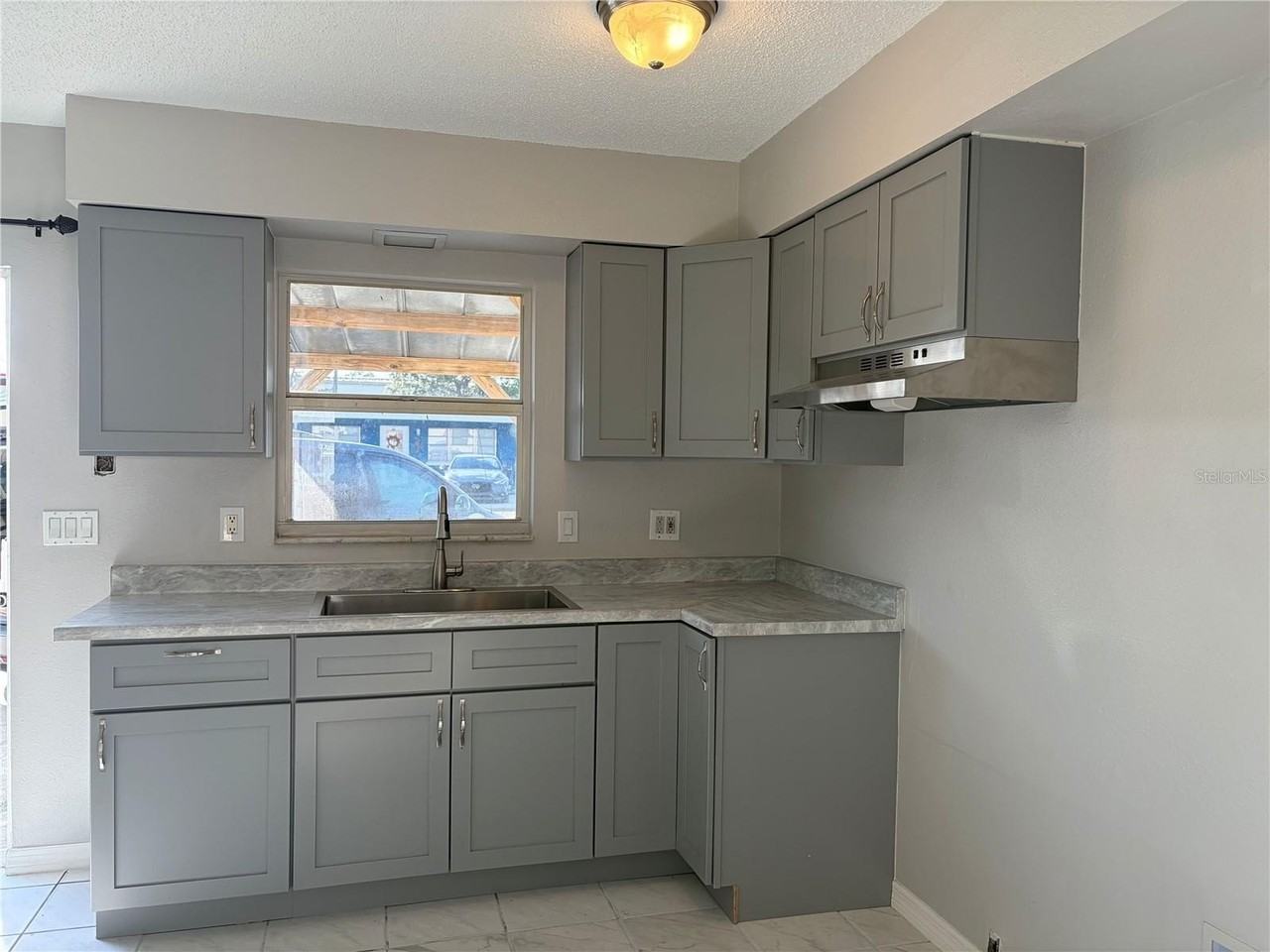 5219 31st Street Ct E - Photo 2 of 11