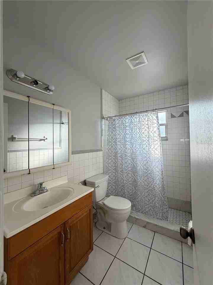5219 31st Street Ct E - Photo 6 of 11