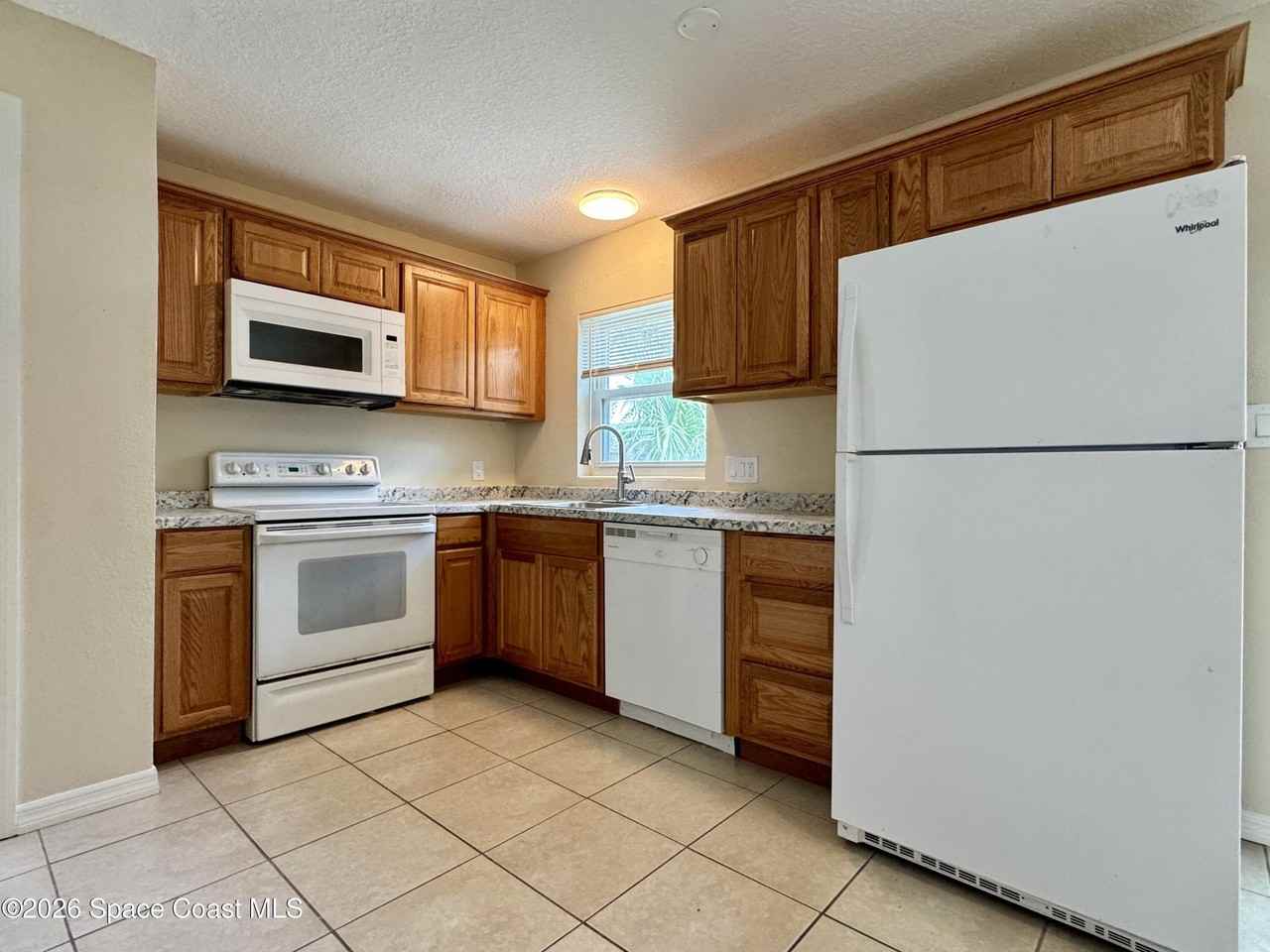 304 3rd St - Photo 2 of 20