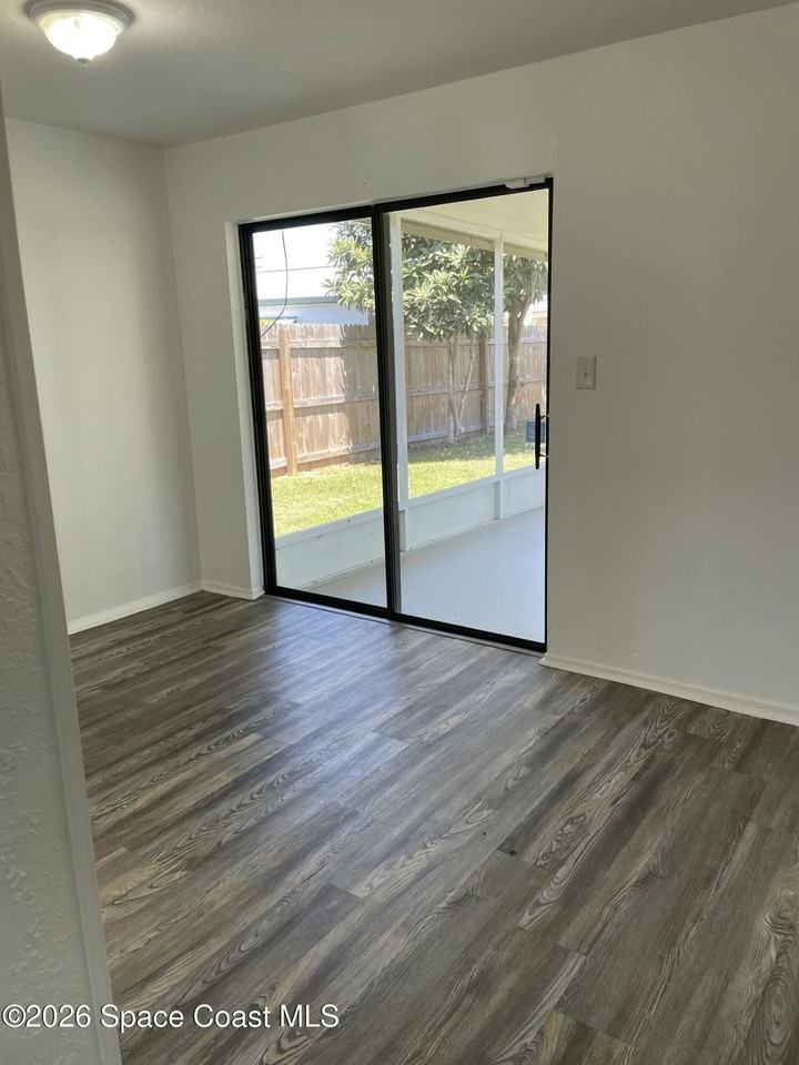 60 Barbados Dr - Photo 4 of 17