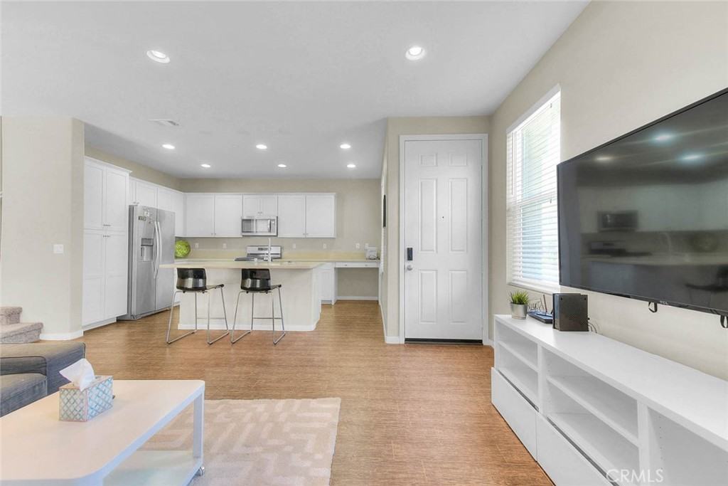 8836 Banyan - Photo 3 of 50