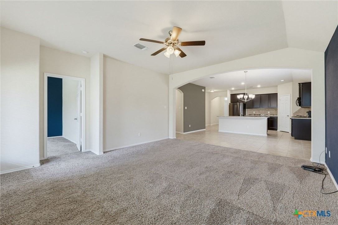 224 Bainbridge Rd - Photo 7 of 15
