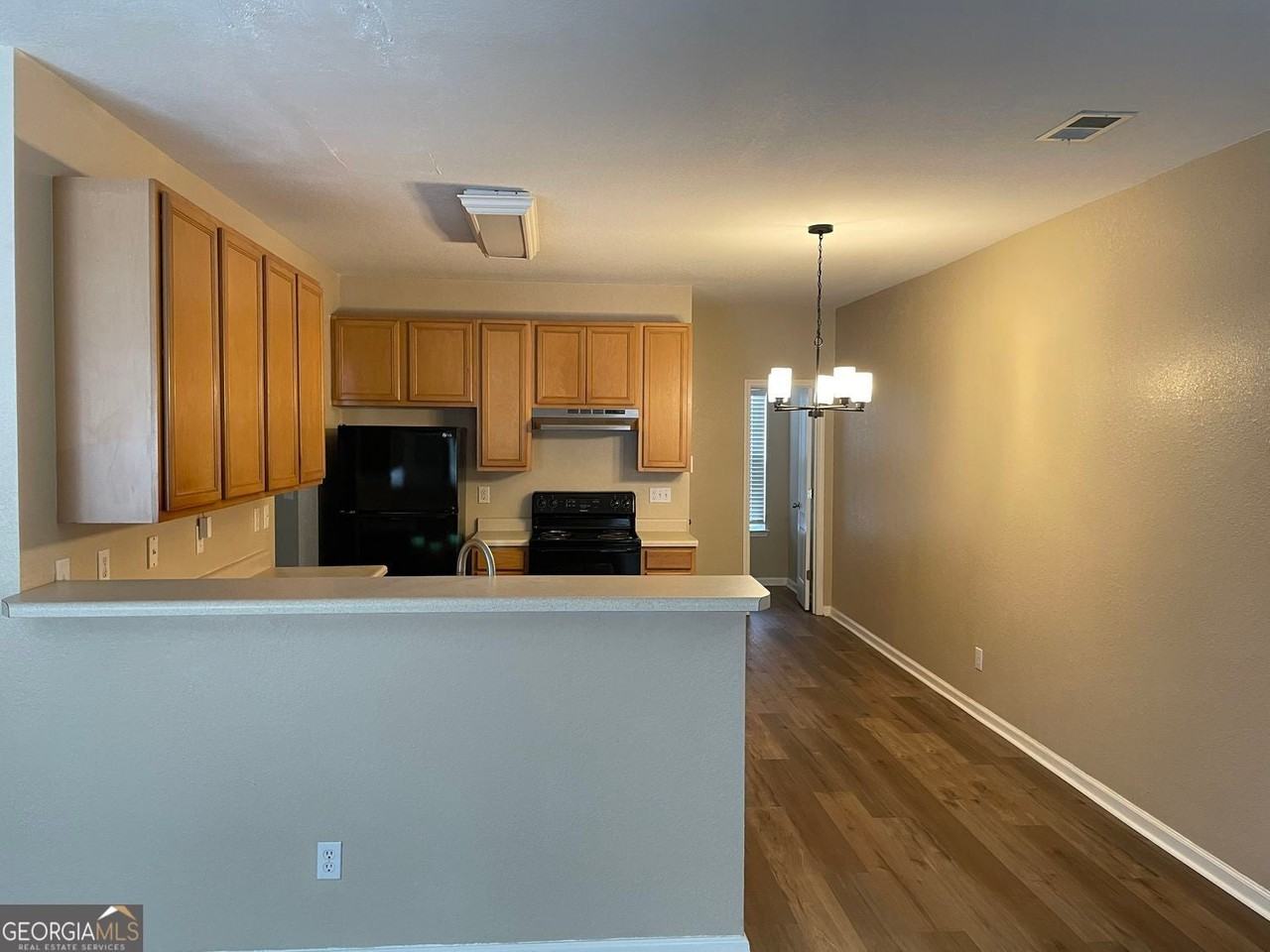 5092 Windsor Forrest Ln - Photo 2 of 18