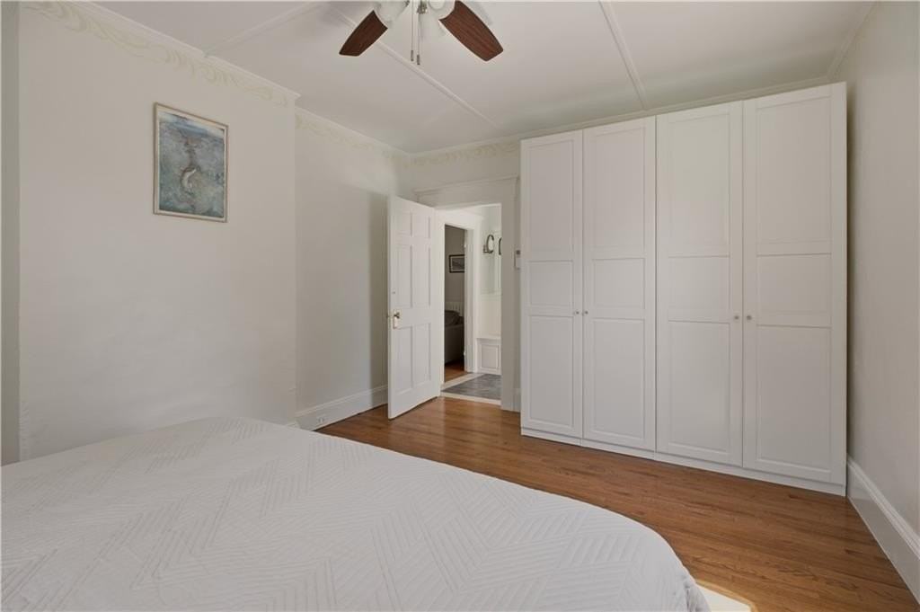 21 Clinton Ave - Photo 5 of 26
