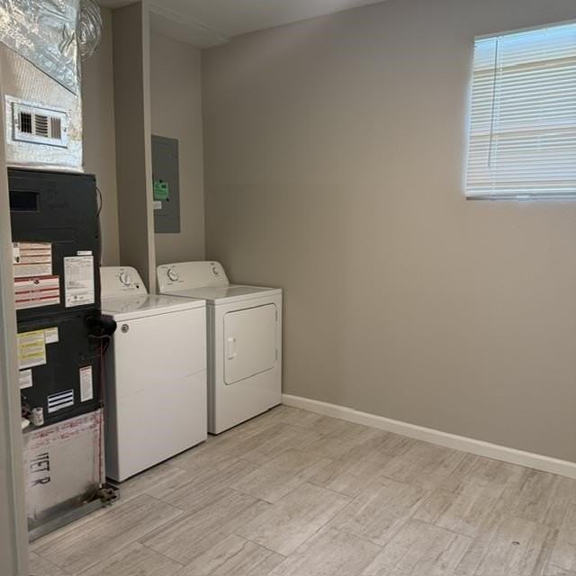 758 Parklawn Cir - Photo 3 of 8