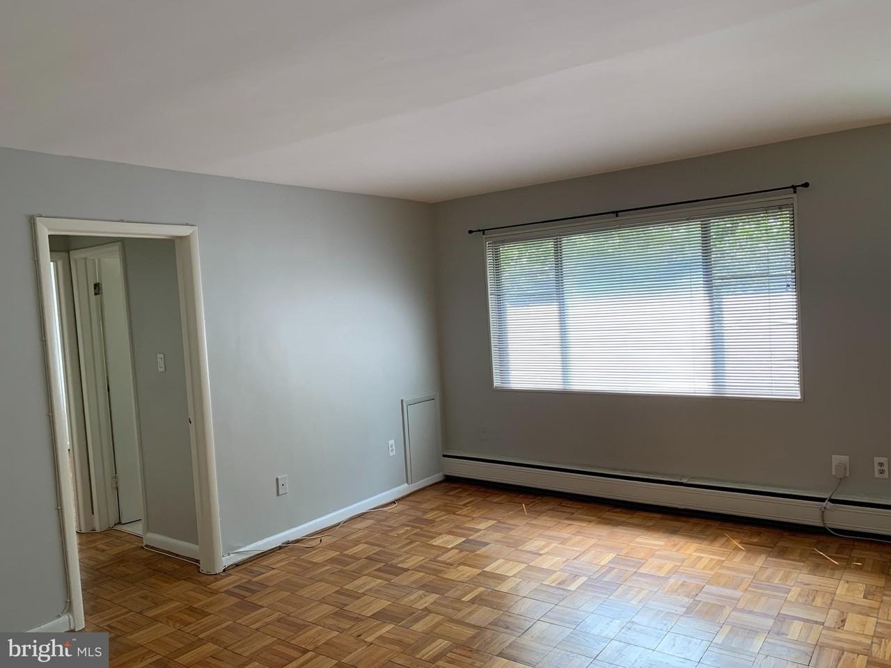2325 42nd St Nw #201 - Photo 5 of 16