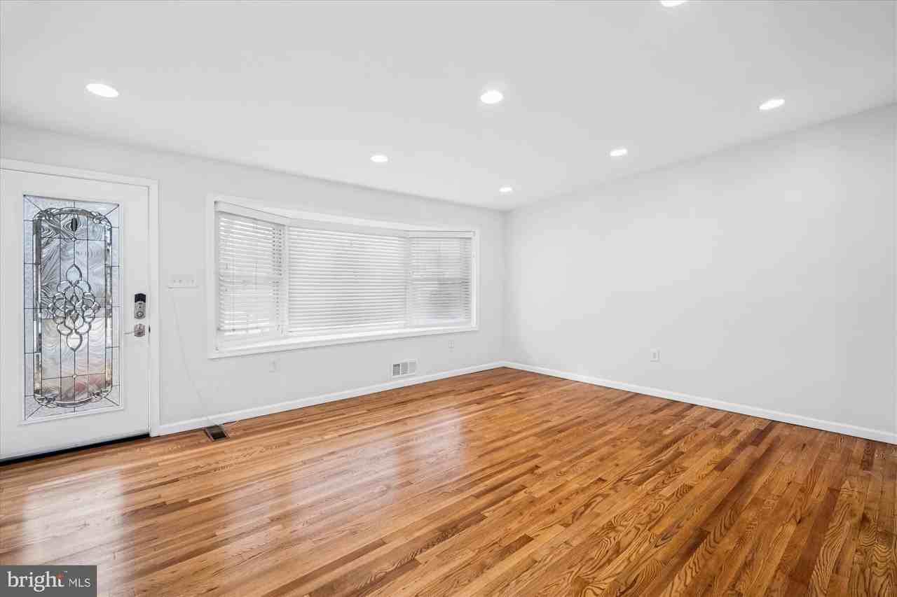 3308 Estelle Ter - Photo 3 of 20