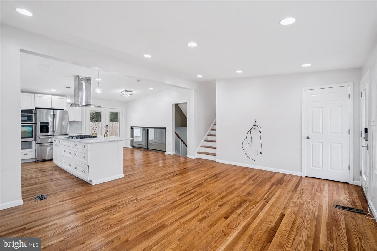 3308 Estelle Ter - Photo 6 of 20