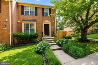 10237 Green Holly Ter - Photo 1 of 1