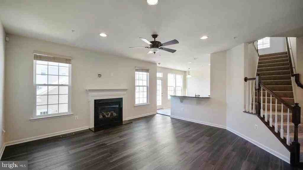 11830 Steeplebush Dr - Photo 5 of 28
