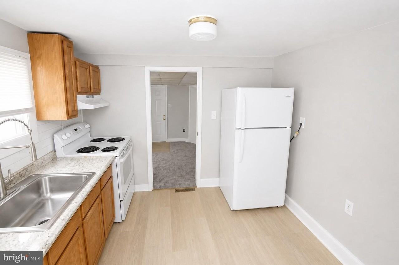 1209 High St - Photo 4 of 10