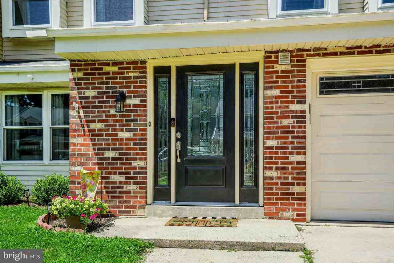 120 Calderwood Ln