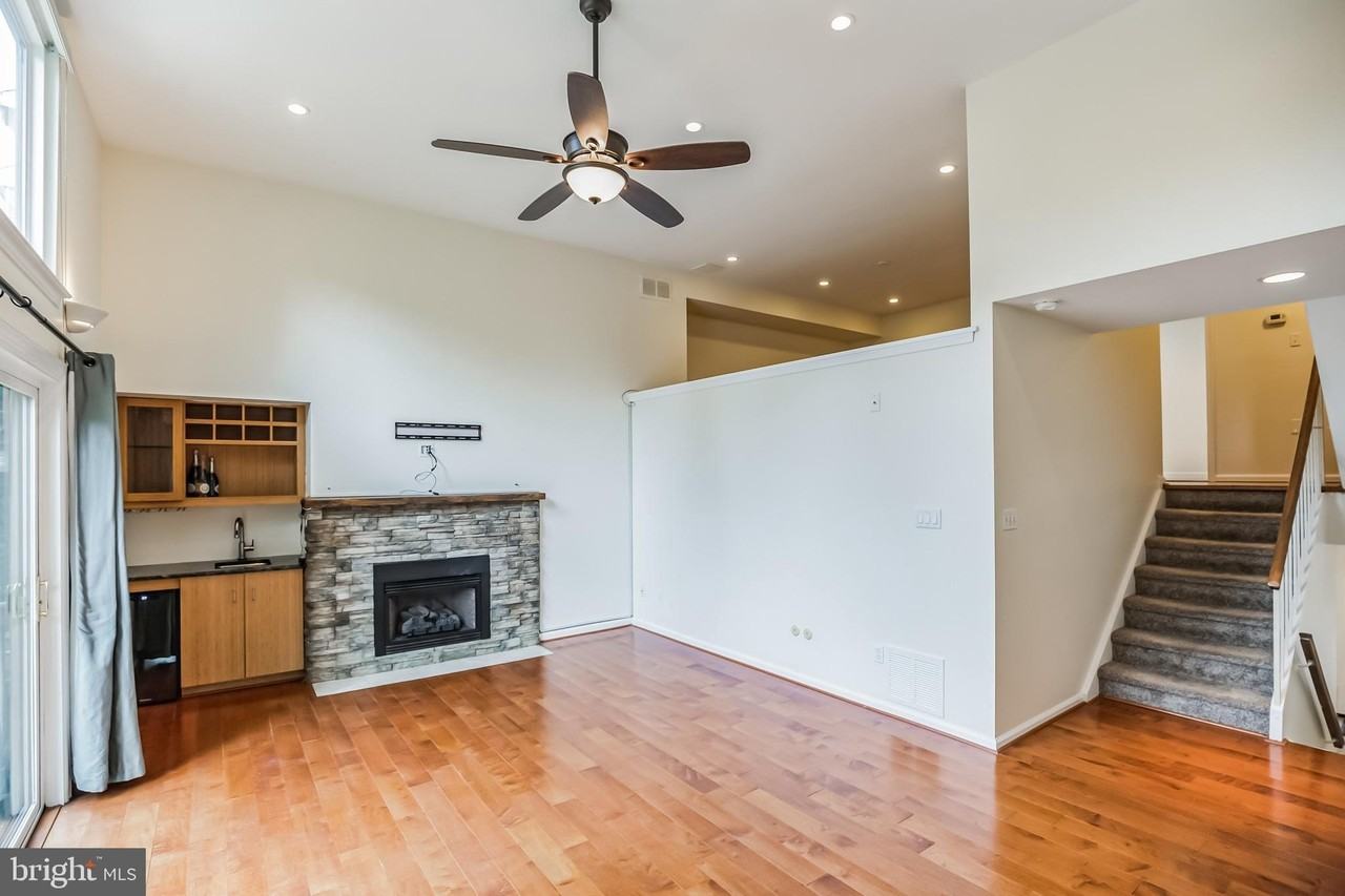 127 Kings Croft - Photo 3 of 15