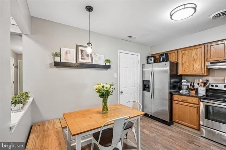 184 Victoria Ct - Photo 2 of 22