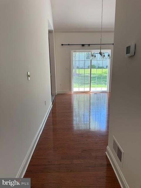 111 Village Dr - Photo 7 of 22
