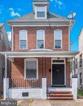 253 Beech St - Photo 1 of 1