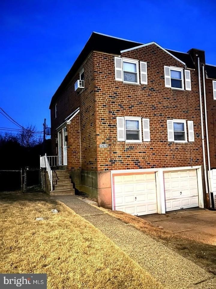 12619 Ramer Rd #1stFL - Photo 2 of 18
