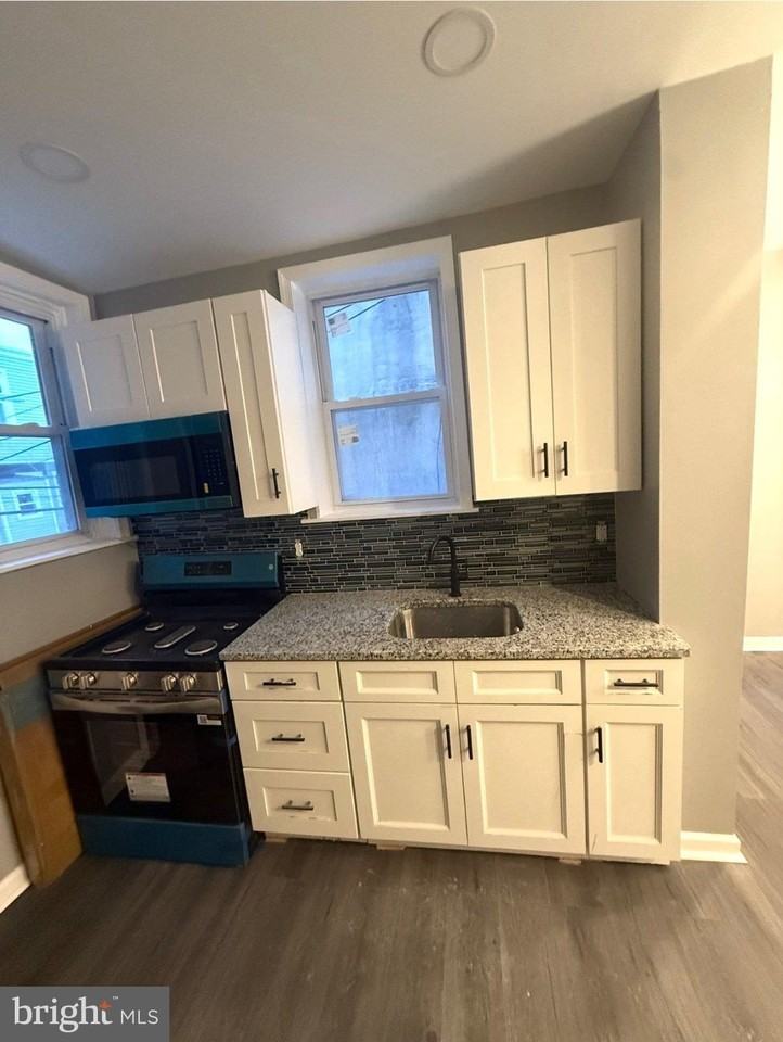 5624 Hadfield St - Photo 2 of 4