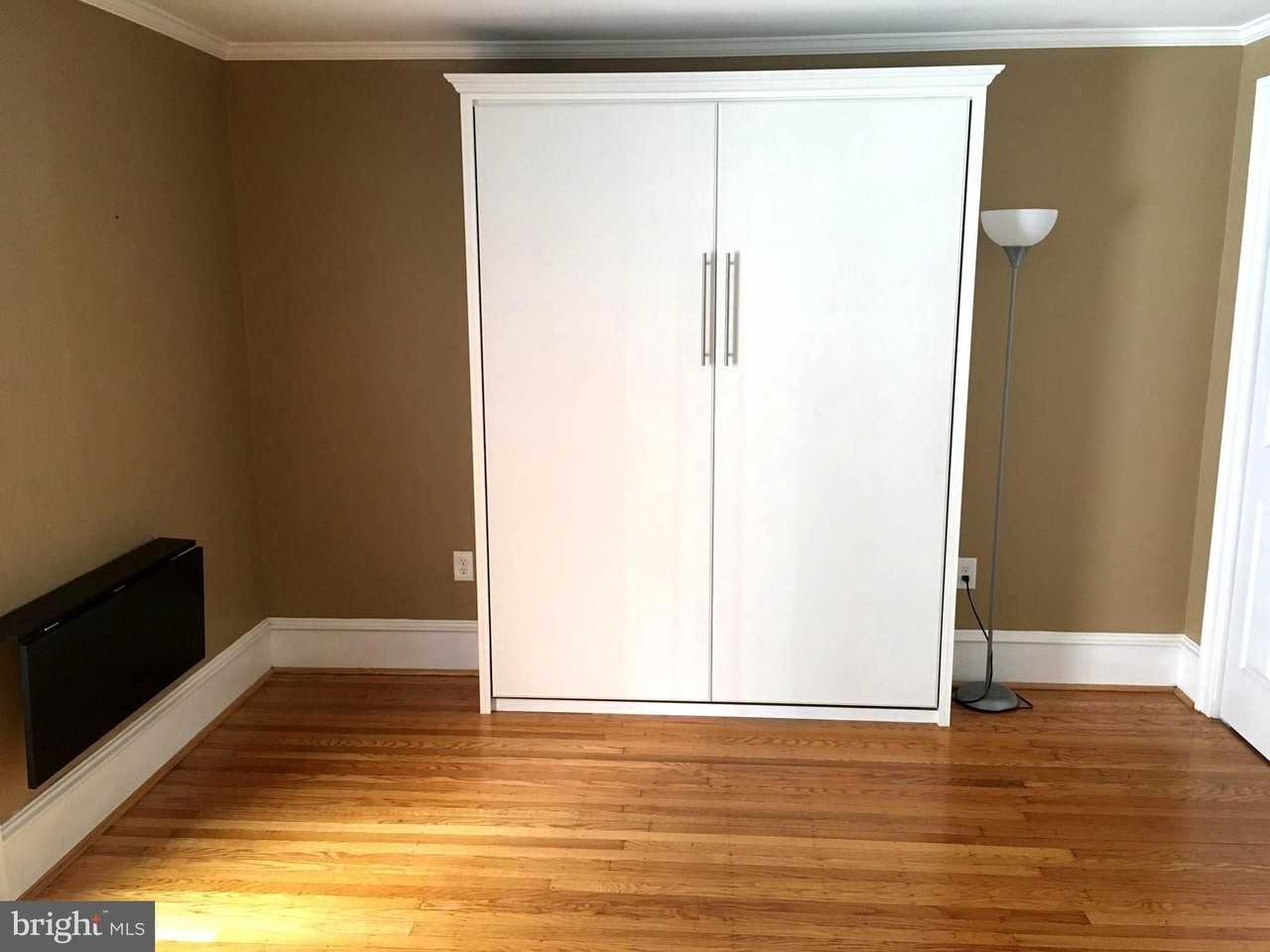 1602 Spruce St #3R - Photo 6 of 7