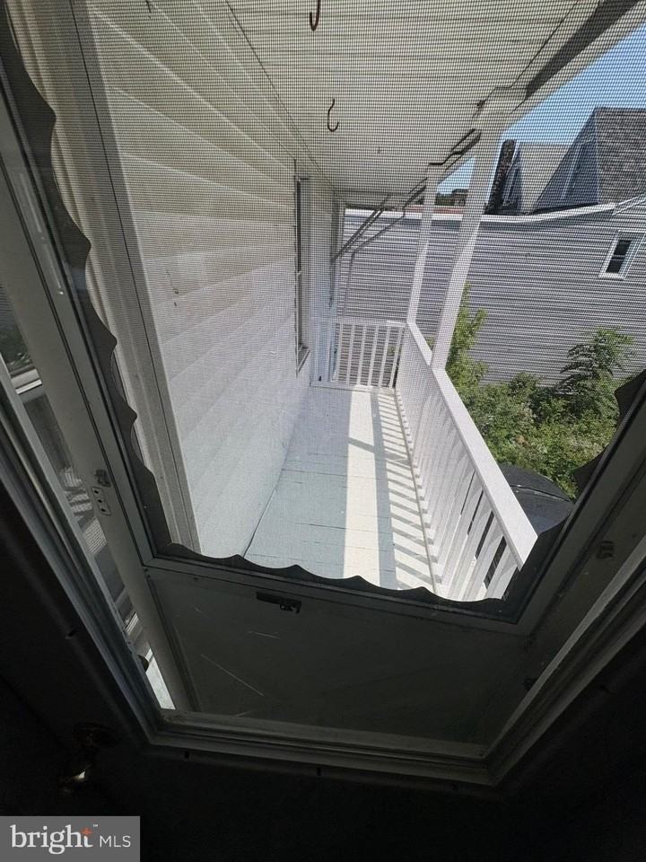 118 S 3rd St - Photo 5 of 14